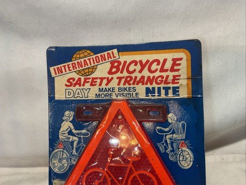 Vintage NOS Safety Bike Reflector Glows at Night Triangle Bike Symbol - Picture 15 of 17