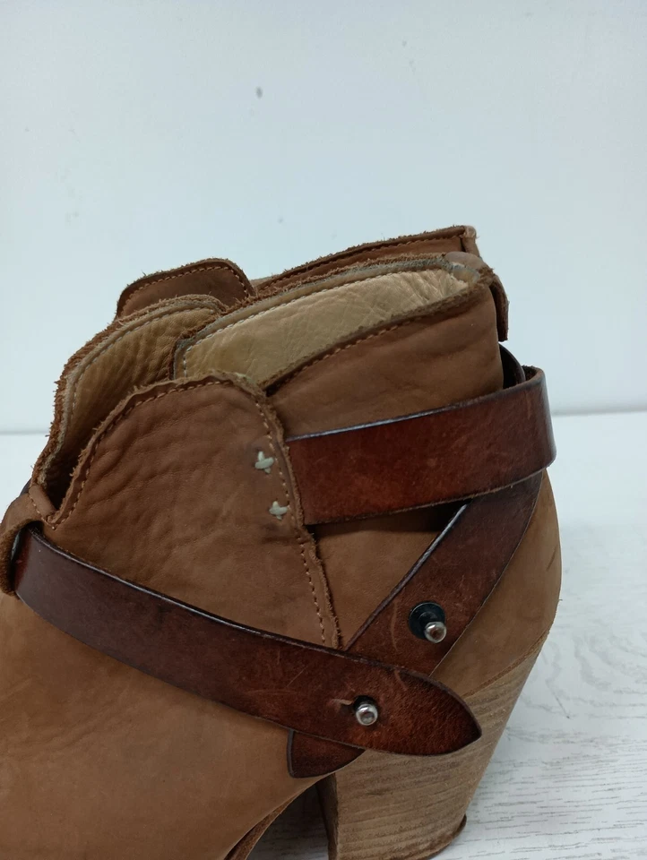 Rag & Bone Womens Harrow Buckle Ankle Boots Sz 38 Tan Leather Block Heel Western - Image 2 of 4