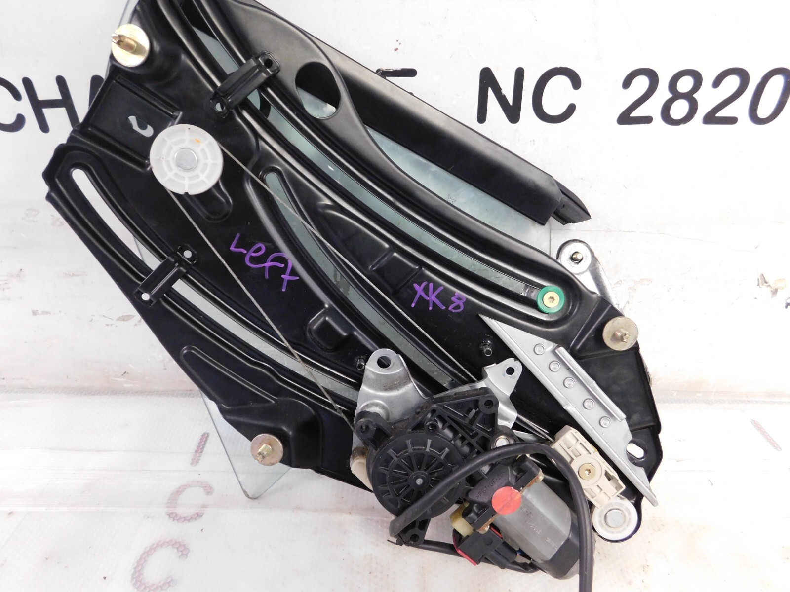 9706 Jaguar XK8 X100 Convertible Rear Driver Quarter Window Regulator