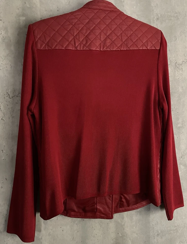 Chaqueta/Suéter Peter Nygard Acolchado Cuero/Rojo Tejido Cierre de Cierre Dorado Talla Lrg Foto 3 de 4