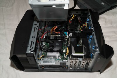 Alienware Gaming Desktop Aurota R5