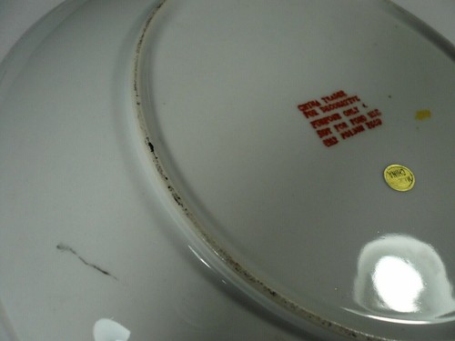 Decorative Handpainted Chinese Plate Black with Gold & Flowers 10¼" - Picture 4 of 5