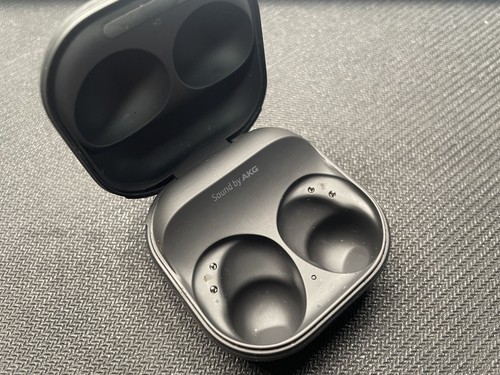 Original Samsung Galaxy Buds2 PRO Wireless SM-R510 Charging Case W / Cable -USED - Picture 3 of 4