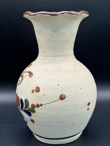 Vintage Tonal Mexican Pottery Vase 9” Tall x 4” Wide Toucan Bird Painted - Picture 6 of 11
