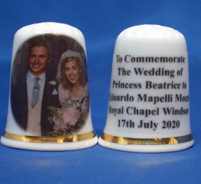 Birchcroft Fingerhut - Prinzessin Beatrice Hochzeit verlässt Kapelle - kostenlose Box