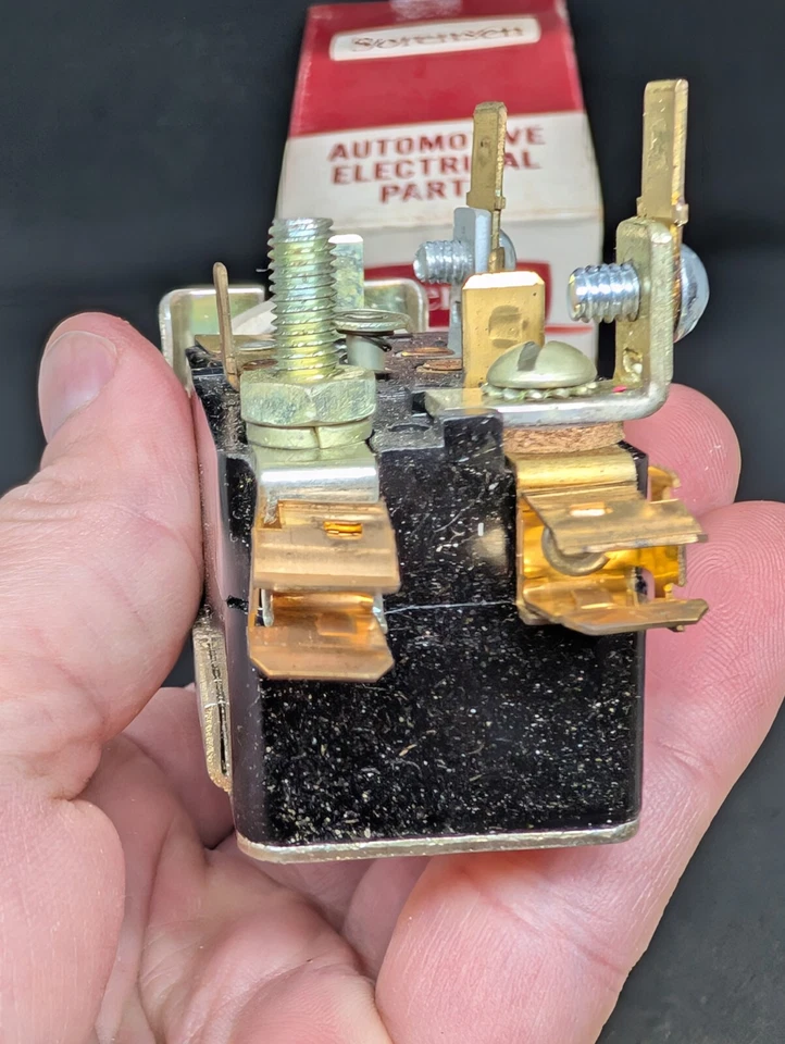 Camión Ford Mercury Thunderbird Ranchero 1956 1957 NORS INTERRUPTOR DE FAROS 12 VOLTIOS Foto 3 de 4