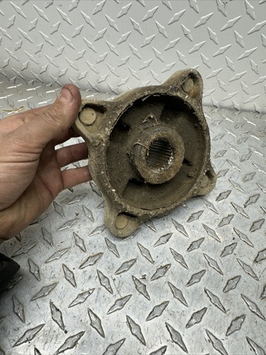 1999 Polaris Sportsman 500 Oem Rear Hub 5131649 - Picture 3 of 4