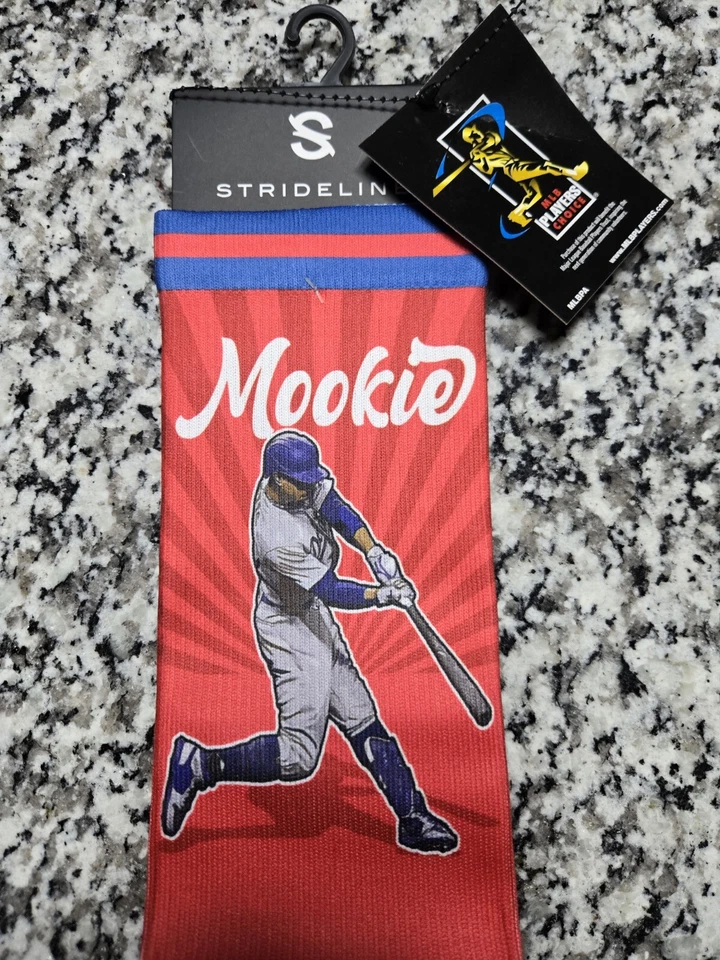 Strideline Los Angeles Dodgers Mookie Betts Red Crew Socks M/L Unisex - Image 2 of 4
