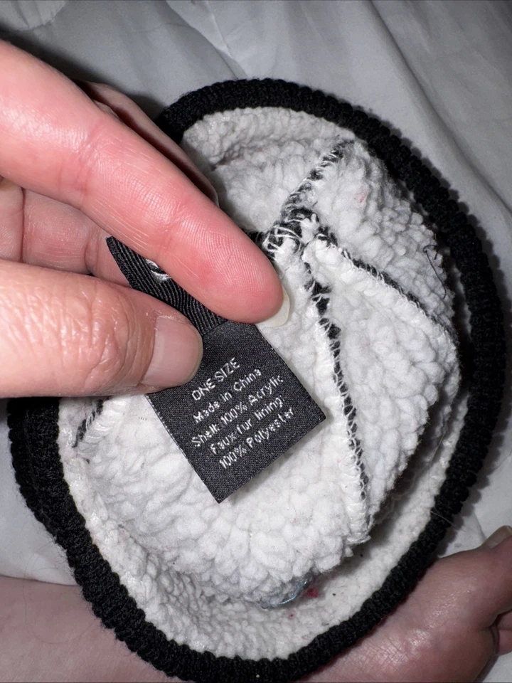 Apt. Gorro 9 acanalado negro poliéster/acrílico talla única Foto 4 de 4