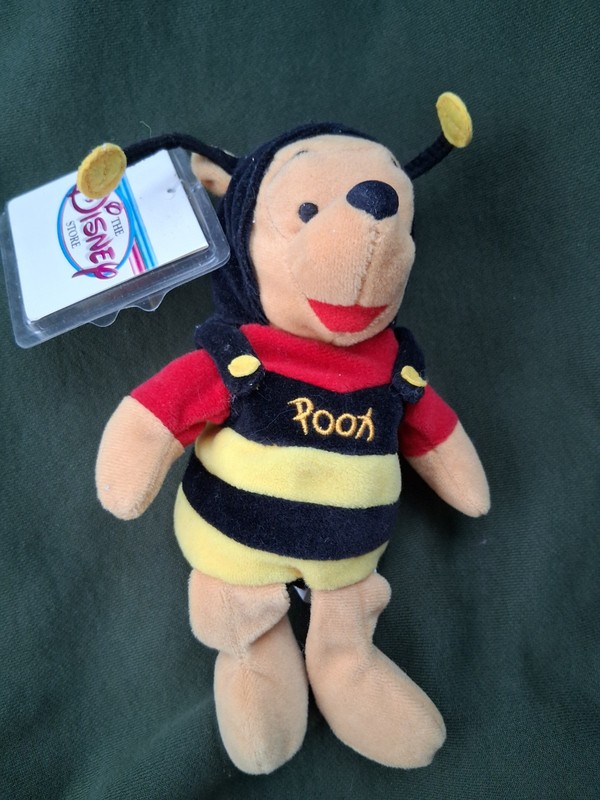 NWT Disney Store Bumble Bee Winnie The Pooh 8" Bean Plush Doll