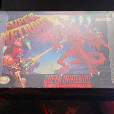 Nintendo Super Metroid SNES Original Game Cartridge. Manual And Box