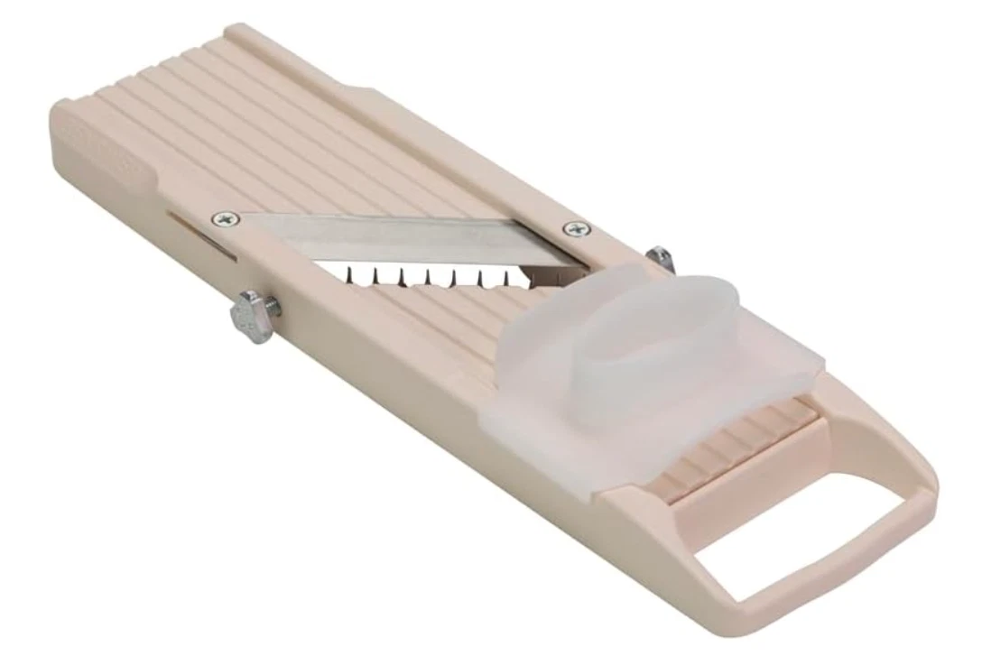 Benriner Japanese Mandoline – Ivory 31.5 x 11 x 3 cm
Opens in a new window or tab