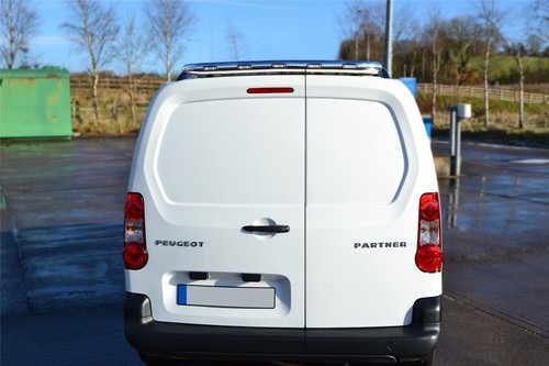 Rear Roof Bar + LEDs To Fit Volkswagen Caddy 2015 - 2021 Van Top Stainless Steel - Picture 5 of 12