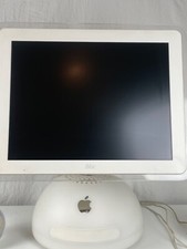 Apple iMac G4 M6498 15" Desktop - M7677N/A July, 2002