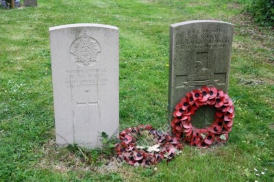 Photo 6x4 Age shall not weary them Croft/TF5061 M2/133991 Corporal W.W.W c2009
