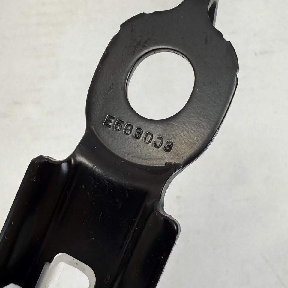 Ajustador de altura del cinturón de seguridad Toyota Lexus 2013-2025 OEM 73200-12070 NUEVO Foto 4 de 4