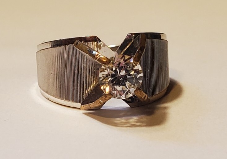 H.M.S. Brushed Silver Tone Solitaire Wide Band Fashion Ring Size 7 White Topaz 