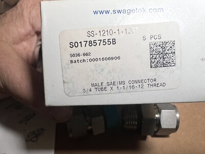 Swagelok SS Male Connectors 3/4  Tube x 1  NPT, SS-1210-1-16 12 Thread