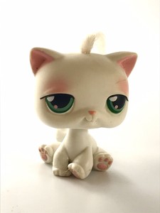 white cat lps