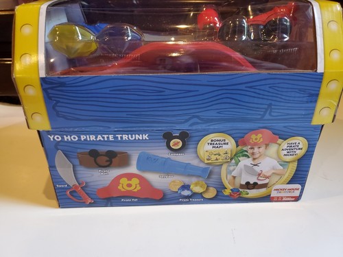 Disney Junior Mickey Mouse Funhouse Yo-Ho Pirate Trunk Dress Up Ages 3+ New Toy - Picture 3 of 3