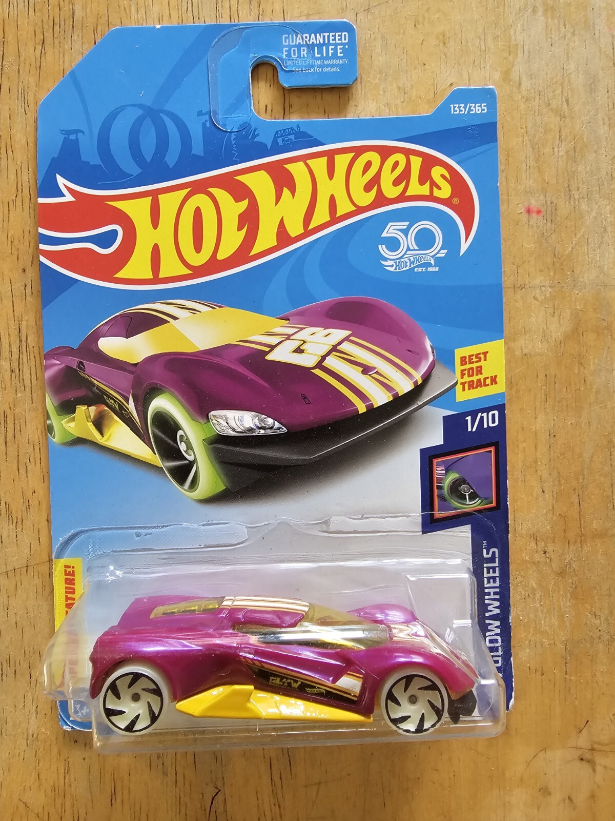 Hot Wheels Crescendo; HW Glow Wheels 1/10