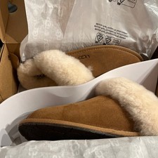 UGG Women's Scuffette II Slippers Authentic with Original Box 1106872