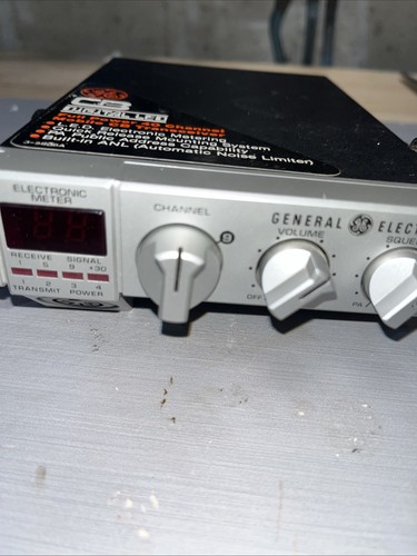 General Electric Model 3-5806A System CB Radio