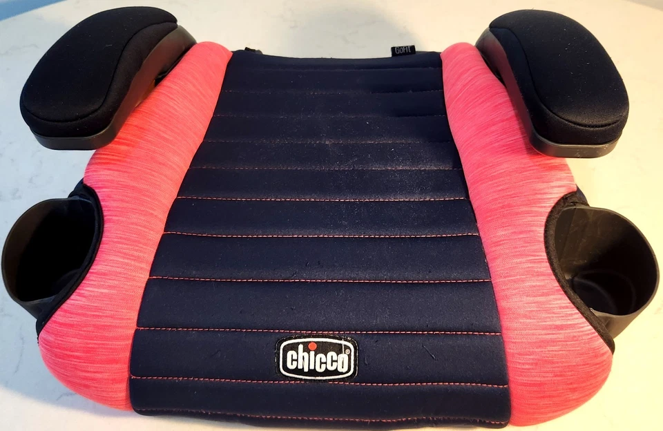 Asiento de coche elevador sin respaldo Chicco GoFit - rosa/negro elegante diseño bicolor Foto 2 de 4