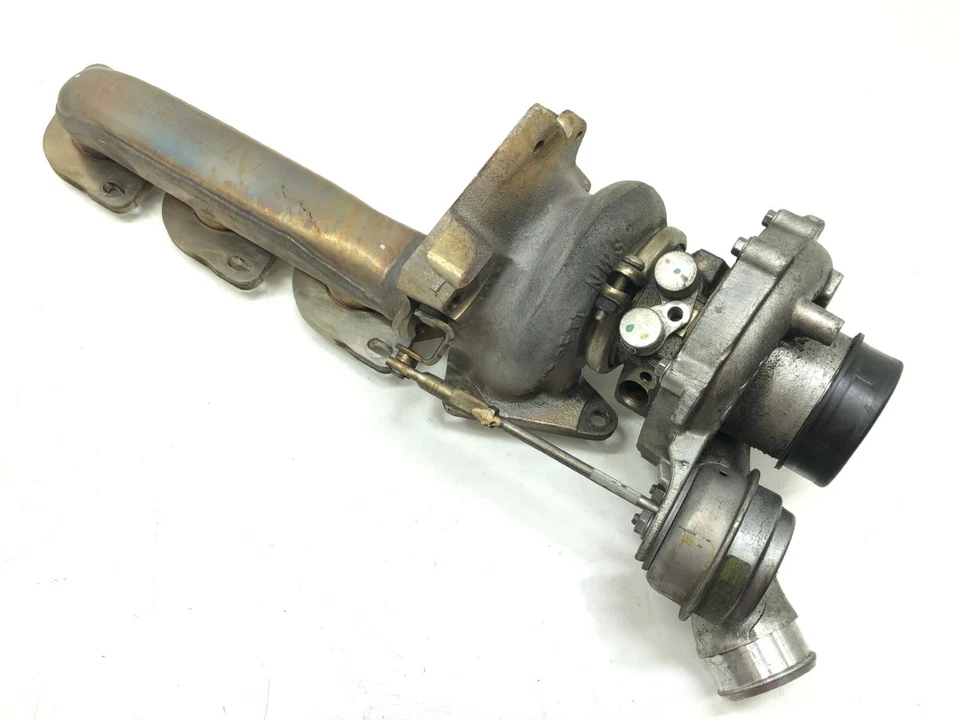 2012-2018 MERCEDES-BENZ CLS550 4.6L V8 CARREGADOR TURBO DIANTEIRO ESQUERDO DRIVER FABRICANTE DE EQUIPAMENTO ORIGINAL. - Imagem 2 de 4