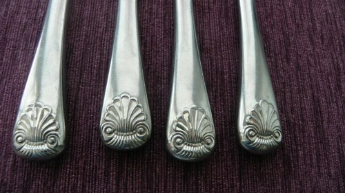 SET OF 4  REED & BARTON REBACRAFT SANIBEL  DINNER KNIVES  STAINLESS   - Bild 2 von 3