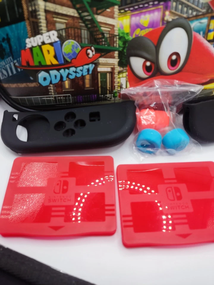 Nintendo Switch Super Mario Odyssey, foto 2 di 5