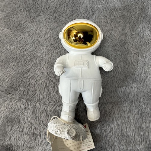 Astronaut Sculpture Figurine Decor Resin Gold 7.5" Decorative Centerpiece New  - Picture 3 of 11