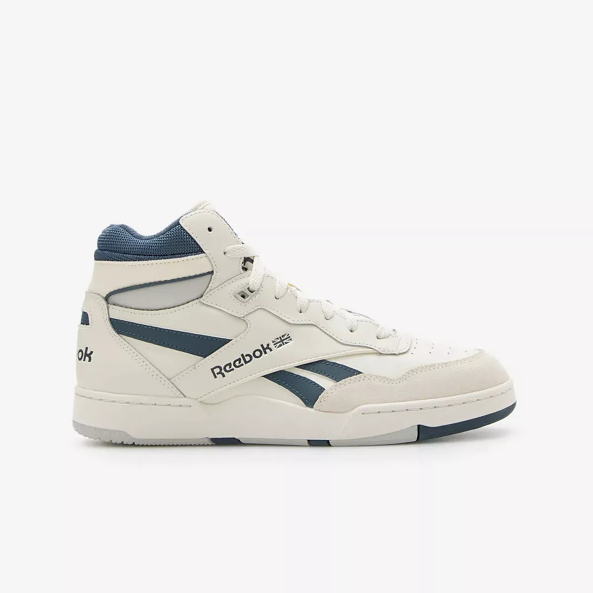 Reebok shoes under best sale 4000