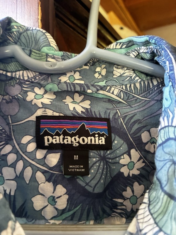Patagonia Men Medium Hemp Organic Cotton Ss Shirt W Seashells Blue