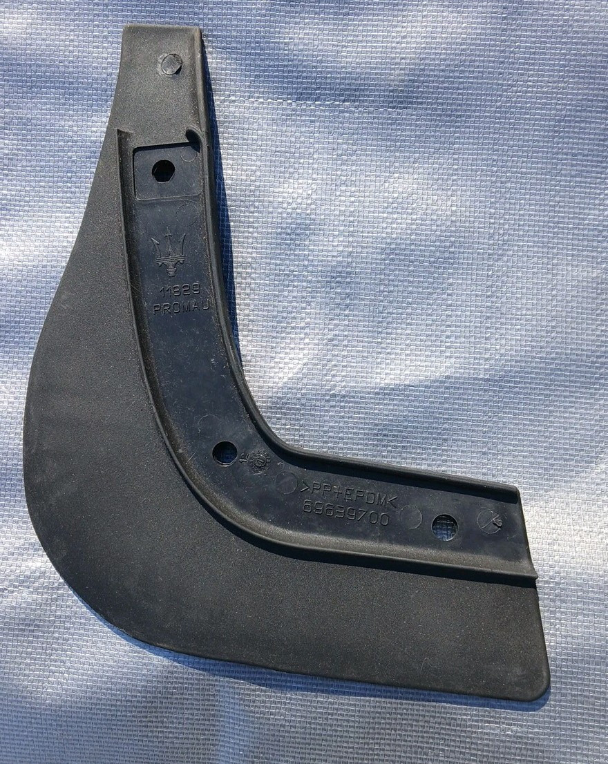 Maserati Quattroporte M139 Left Front Deflector