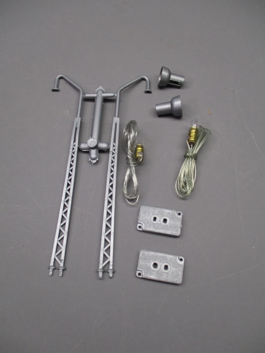 Lot Lampadaires HO Jouef Ou Autres Marques Pour Réseau Miniature