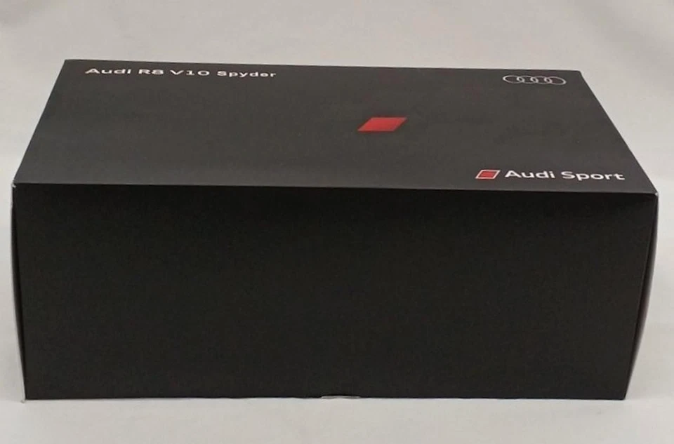 Mini auto KYOSHO AUDI R8 V10 SPYDER 1/18 - Immagine 2 di 4