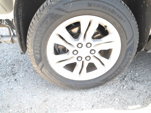 Wheel 18x8 Silver Opt Q7A Fits 19-22 BLAZER 104912163 - Picture 1 of 24