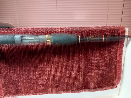 vintage shakespeare 6 1/2 ft graghite trigger-casting rod - Picture 2 of 14
