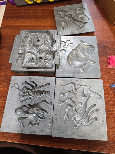 Vintage 90s Creepy Crawlers Workshop Bug Maker Oven w/ Molds Instructions 1992 - Picture 2 of 5