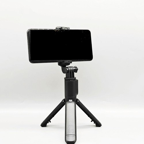 Selfie Tripod and Wireless Bluetooth Selfie Stick with Remote New✨y - Zdjęcie 6 z 12