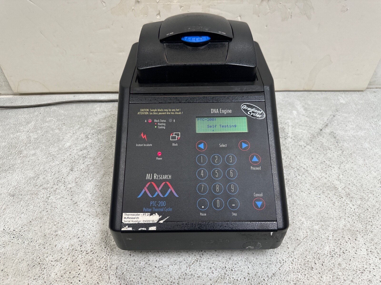 mj-research-ptc-200-thermal-cycler-w-96-well-alpha-block-ebay