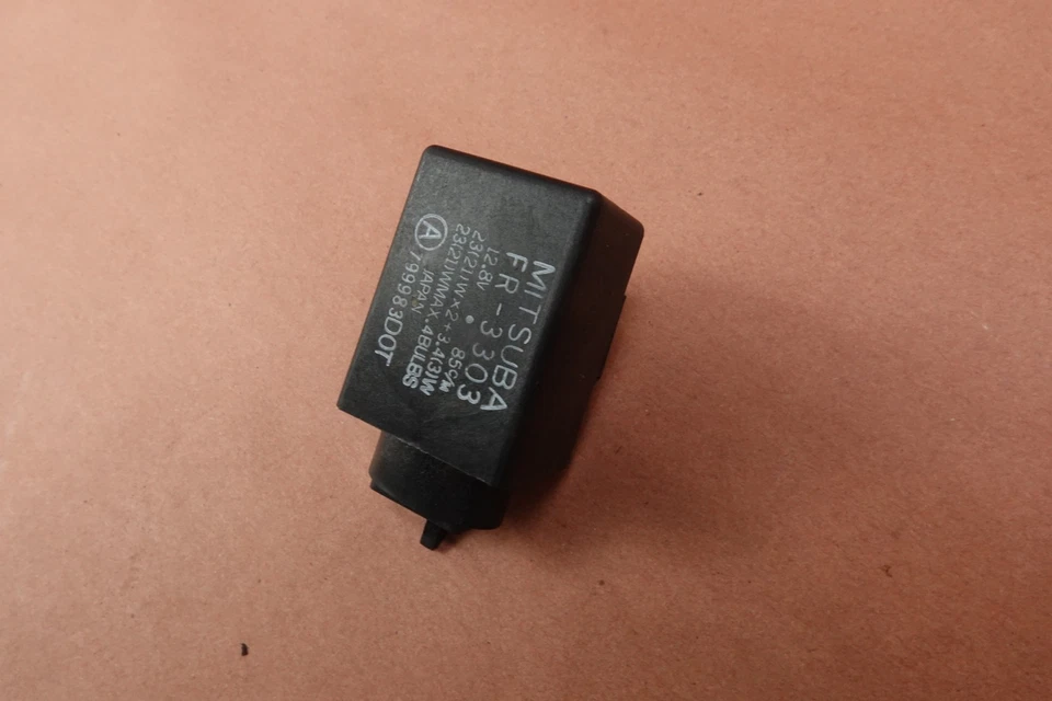 Relé intermitente intermitente señal de giro Honda Super Hawk 1000 VTR1000 2001-2005 Foto 3 de 4