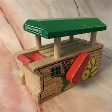 Thomas The Train  Friends Wooden Railway Arlesdale Barrel Company Loader PP