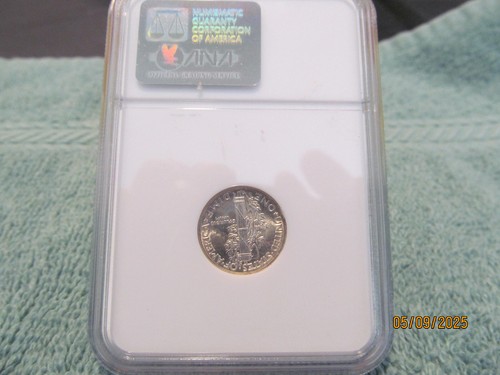 1943D MERCURY DIME NGC MS-66, FULL SPLIT BANDS BRIGHT WHITE - Picture 2 of 5