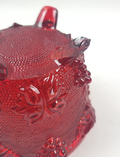 Vintage Jeanette Ruby Red Pressed Glass Harvest Grape Footed Covered Candy Dish - Picture 5 of 5