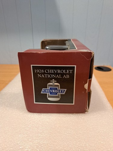 1928 Chevrolet Genuine Parts Truck 1/25 Liberty Classics Diecast Collector Bank - Picture 4 of 15