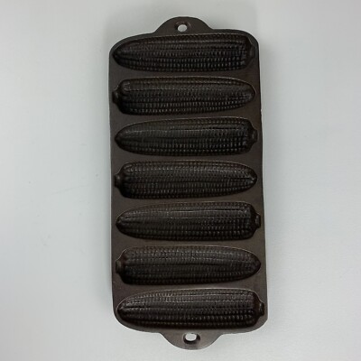 Unmarked Cast Iron 7 Ear Corn Stick Muffin Pan