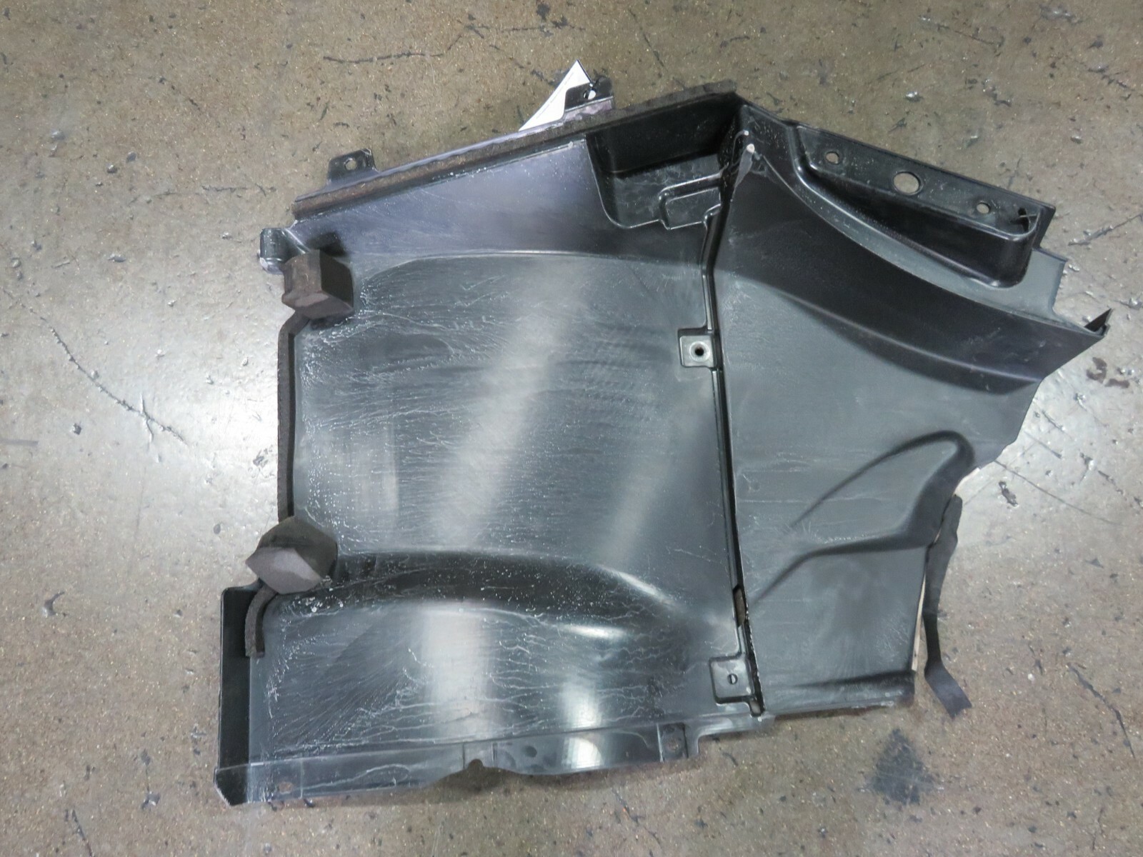McLaren 600LT, RH, Right, Outer Radiator Duct, Used, P/N 13a6528CP