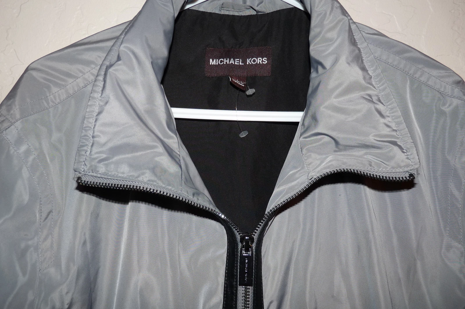 NEW Michael Kors Leather Trim Detail Zip Hooded Grey Jacket Men's Size L - product detail image 2